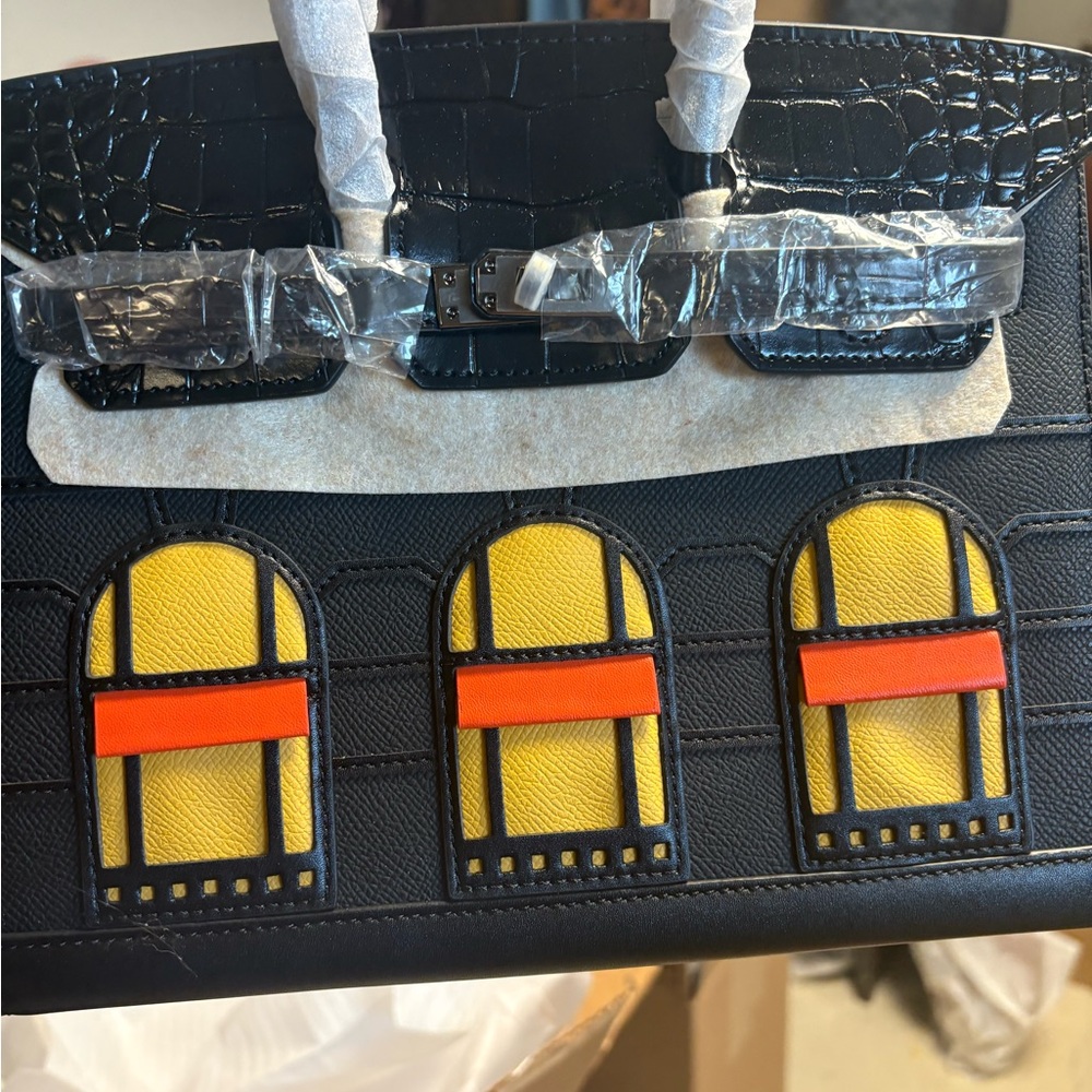 Stylish Black and Yellow Satchel - Picture 6 of 10